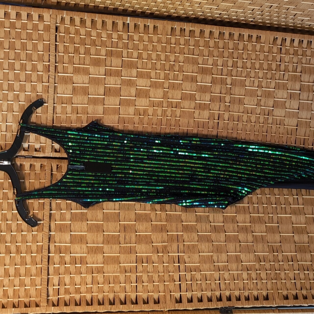 Hours sequin dress - Picture 2 of 5